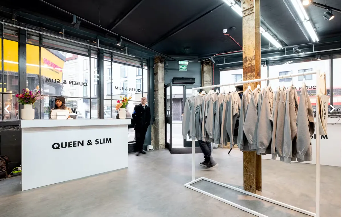 Large Corner Unit on Shoreditch High Street for Retail or Events, 214 sqm, pop up store in London, additional interior view