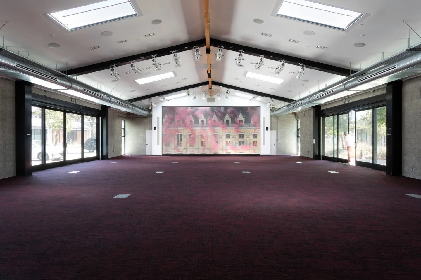 Large Customizable Event Space on South Venice Boulevard