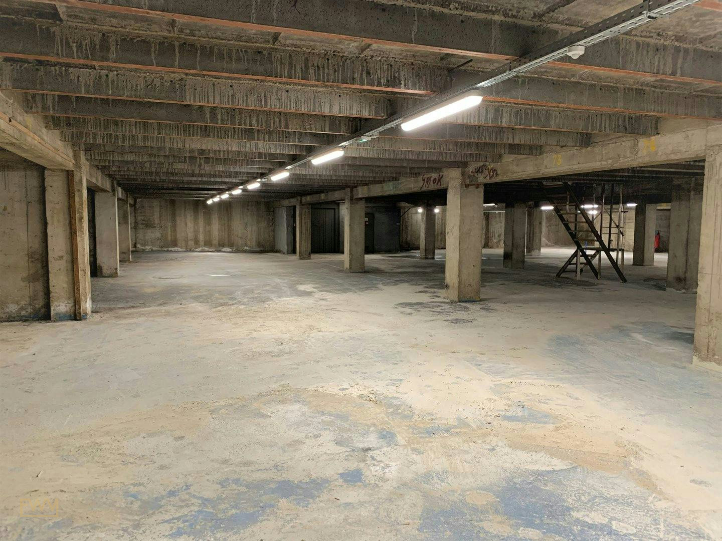 Large Event Garage in the 19th Arrondissement of Paris — pop-up space in Paris