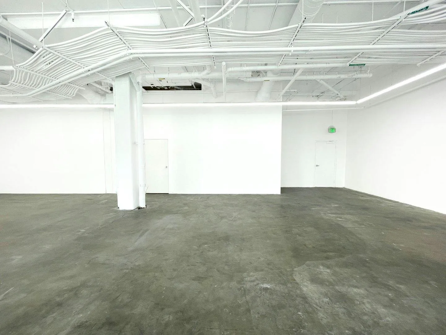 Large Gallery Space in West Adams, Los Angeles — 3