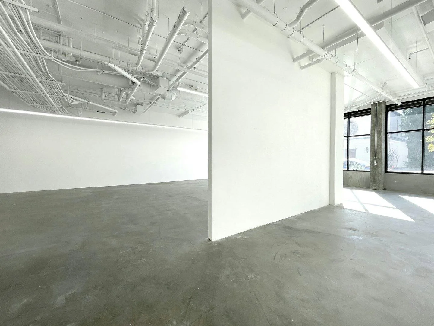 Large Gallery Space in West Adams, Los Angeles — 4