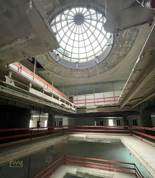 Large Industrial Event Space on Boulevard Haussmann, Paris — pop-up space in Paris