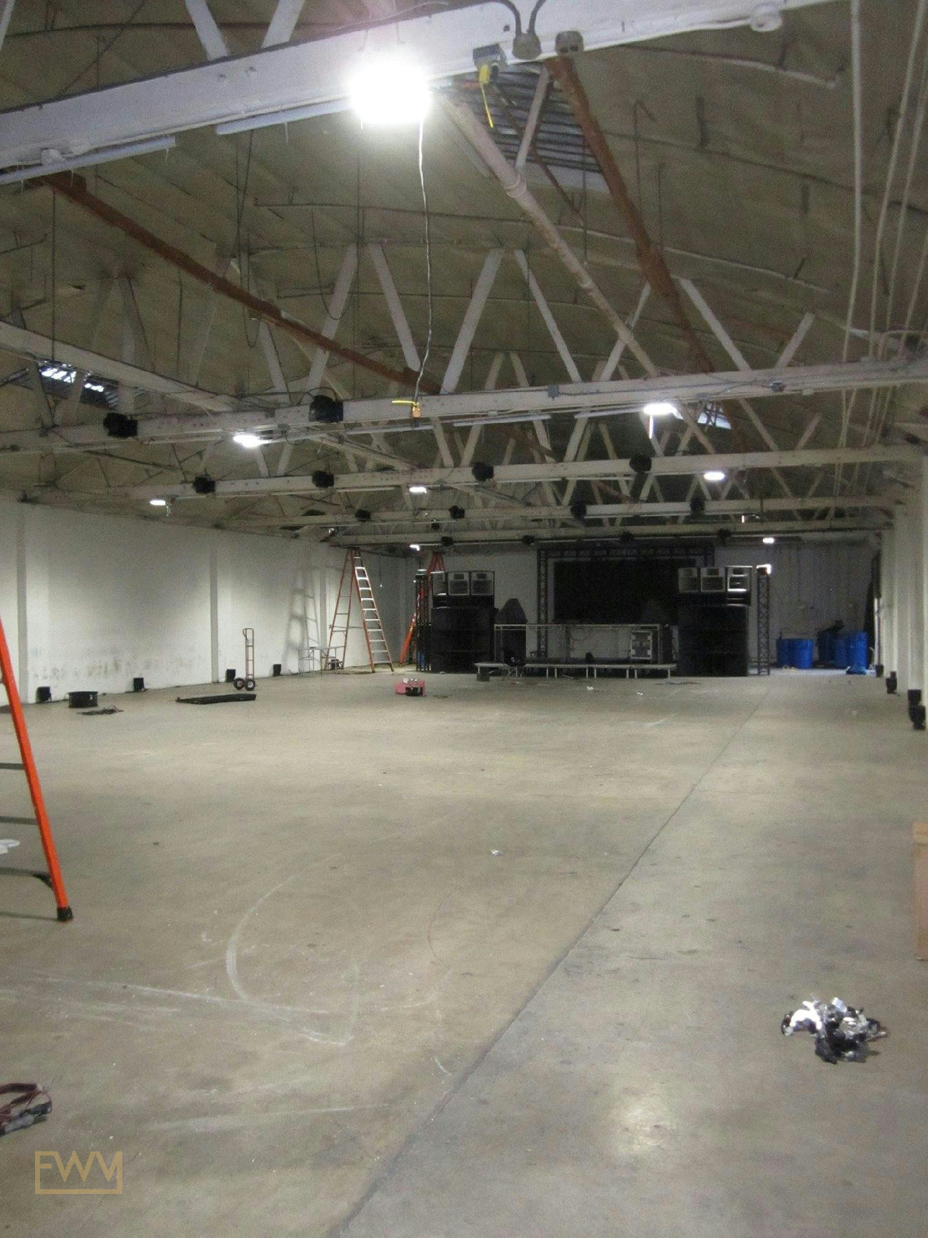 Large Industrial Warehouse Space Multiuse in Los Angeles, 780 sqm, pop up store