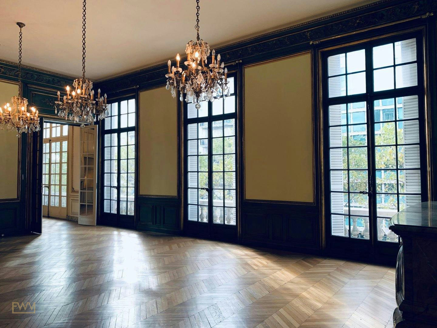 Large Mansion on Avenue d'Iéna in the 16th Arrondissement — pop-up space in Paris