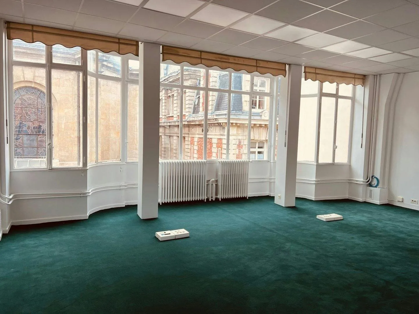 Large Multi-Story Event Space in Paris 2nd Arrondissement — 3