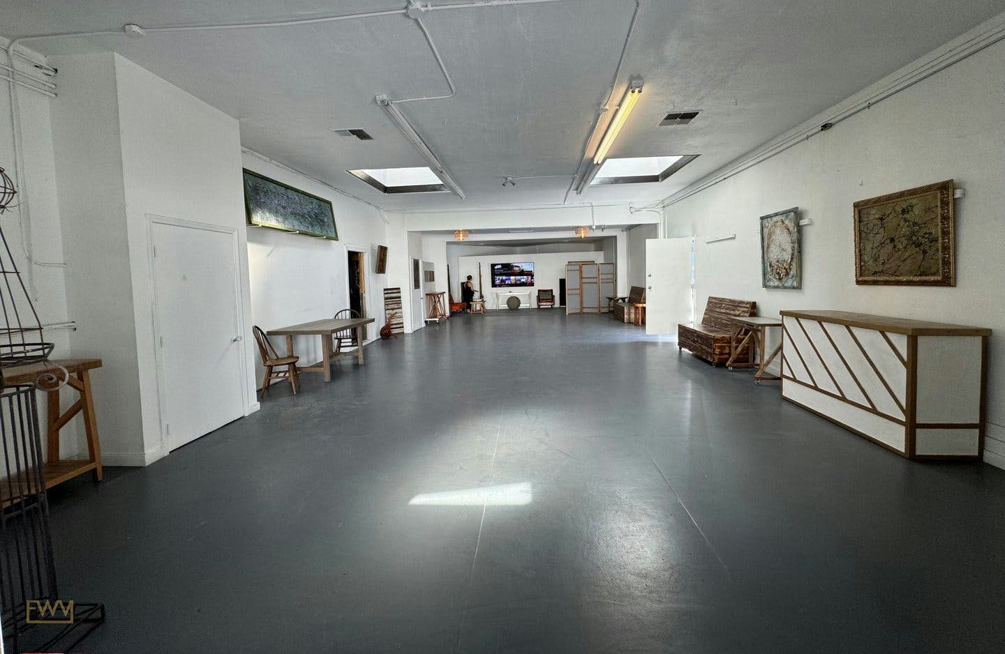 Large Multipurpose Event and Gallery Space in Mid City, 929 sqm, gallery showing, pop-up rental in Los Angeles