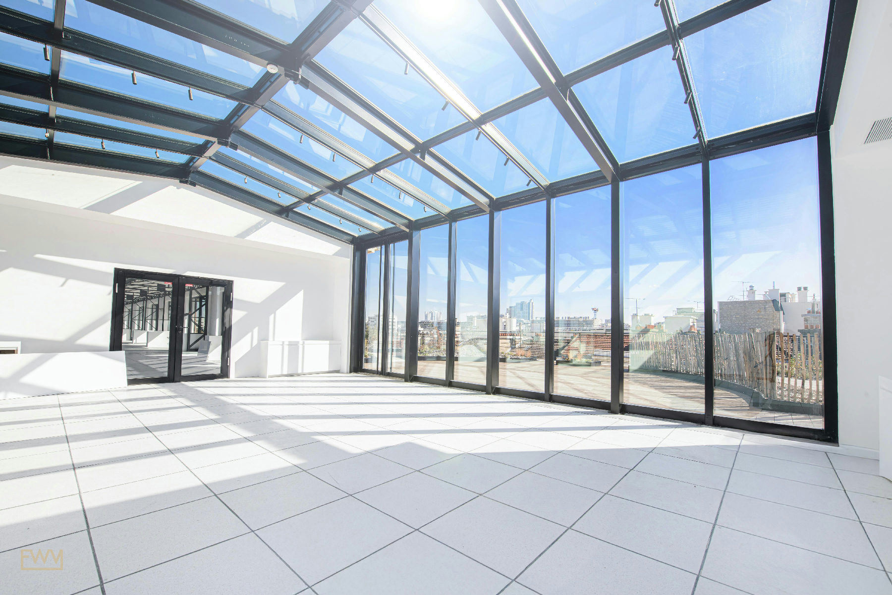 Large Multipurpose Event Space on Rue Jobbe Duval, Paris, 5660 sqm, pop up store, second interior view