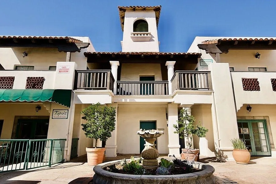 Large Private Salon Studio Space in Chino, California
