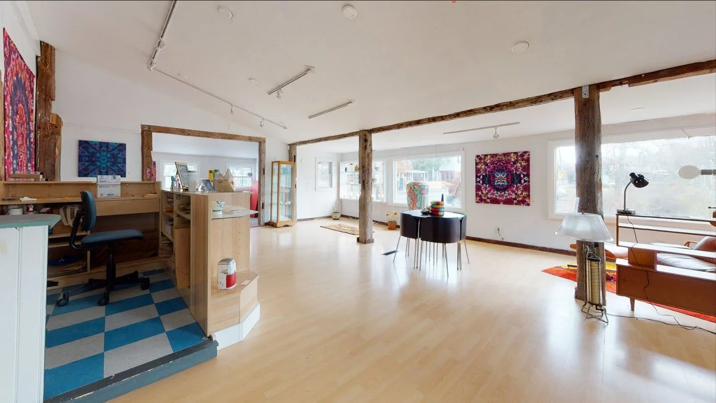 Light-Filled Commercial Space in Woodstock, New York