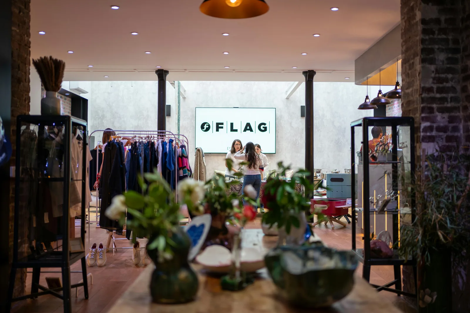 Loft – Equiria Showroom in Paris République — 2