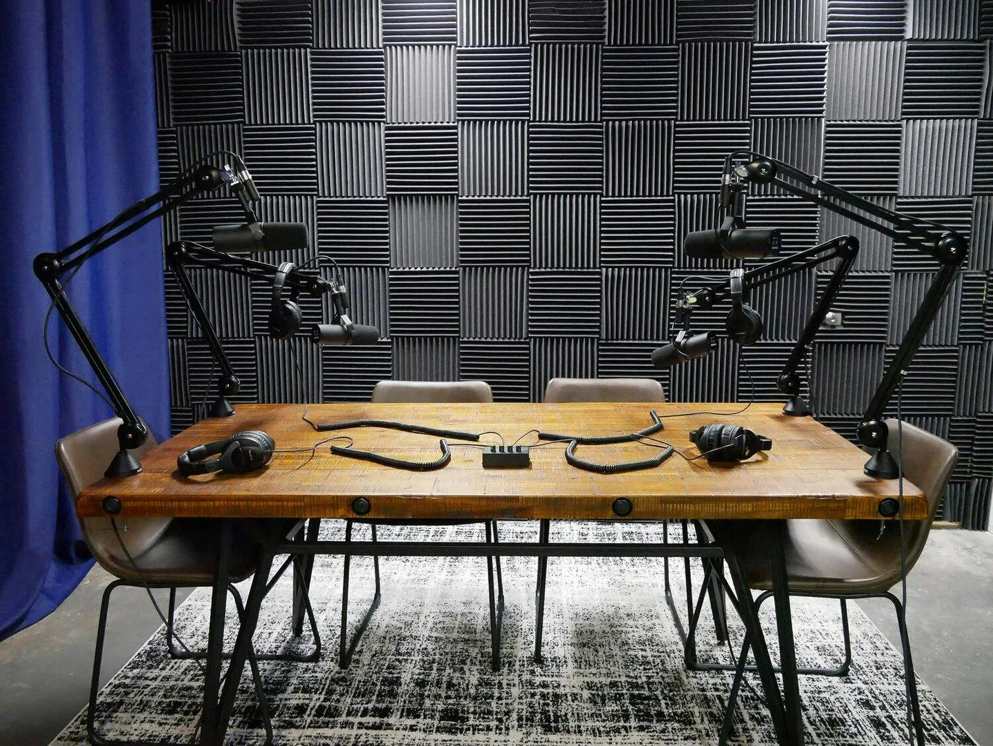 Los Angeles Podcast Studio on West Pico Boulevard — 2