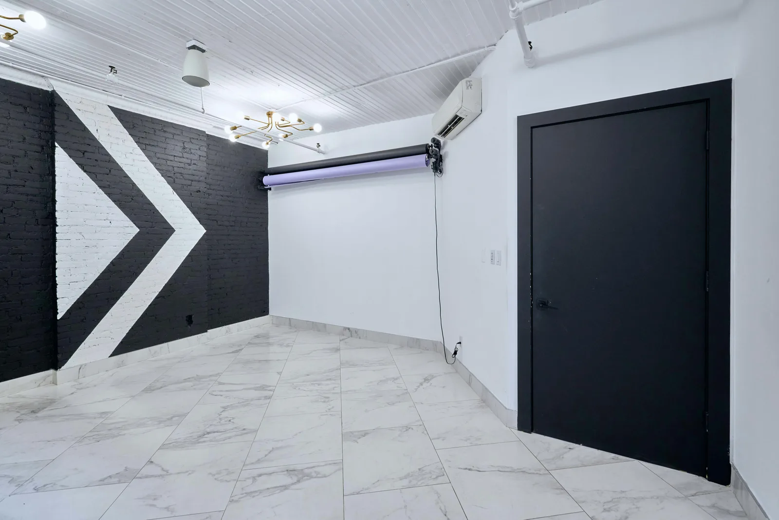 Lower East Side Studio for Productions and Podcasts — 3