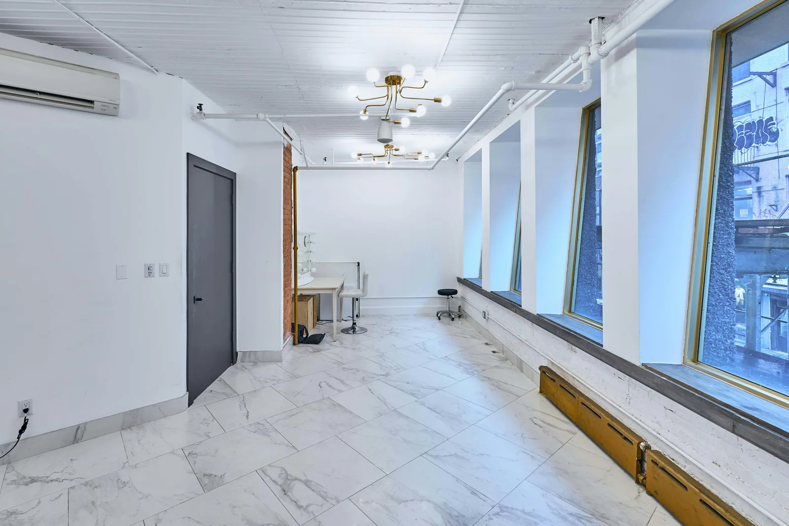 Lower East Side Studio for Productions and Podcasts — 5