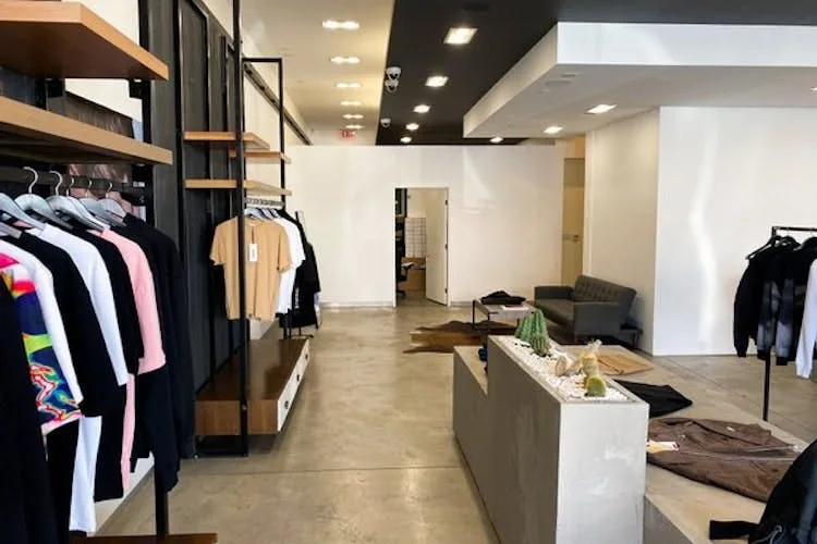 Luxury Retail and Showroom Space on Melrose Avenue — 3