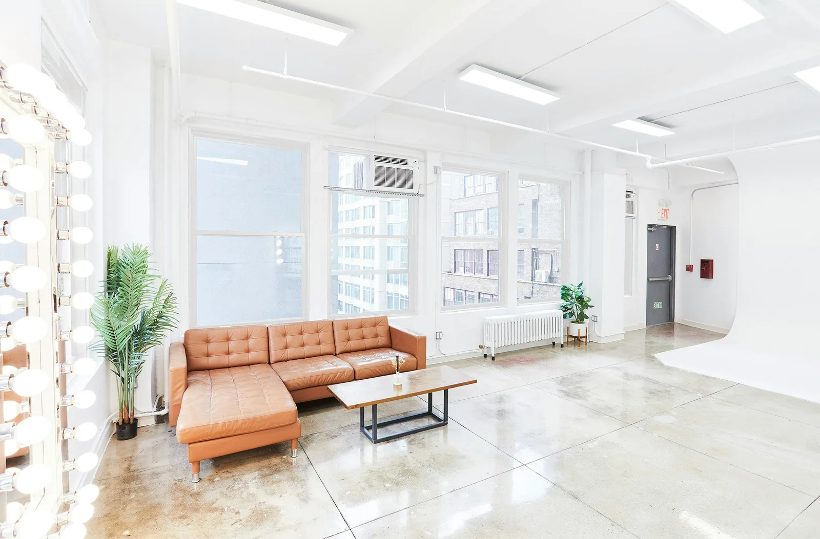 Manhattan Showroom and Pop-Up Studio at 545 8th Avenue — 5