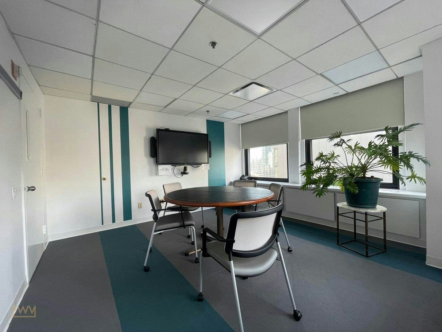 Meeting and Podcast Room in Midtown Manhattan, 14 sqm, workshop, pop-up rental in New York