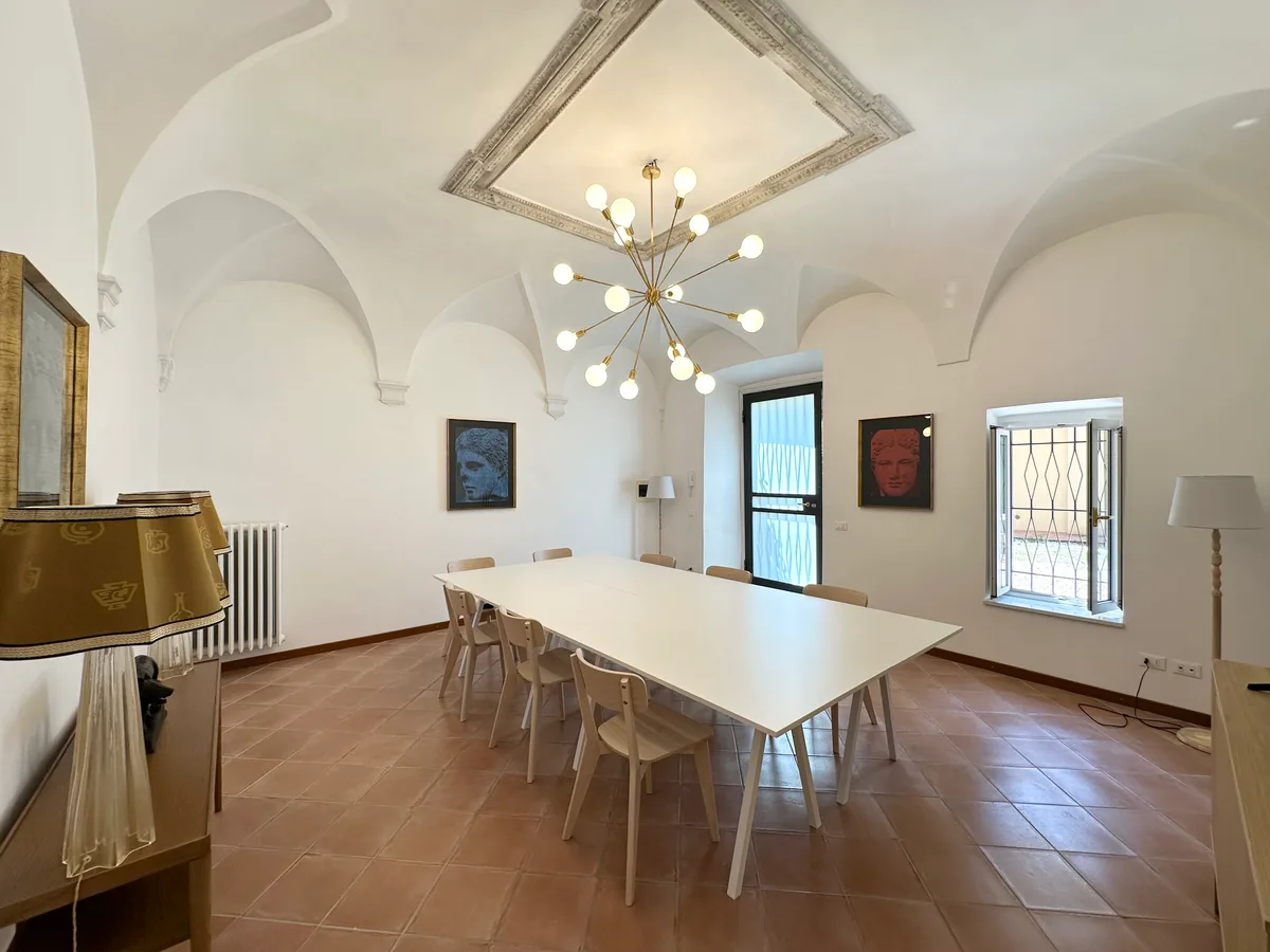Meeting Room with Amenities in Central Location, 60 sqm, corporate event, pop-up rental in Trento