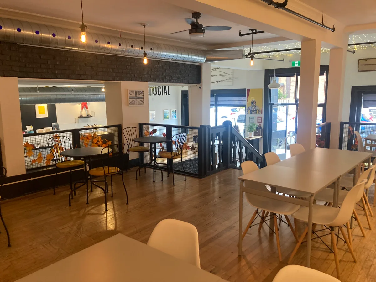 Mezzanine Event Space in Roncy’s New Cafe, 65 sqm, showroom presentation, pop-up rental in Toronto, additional interior view