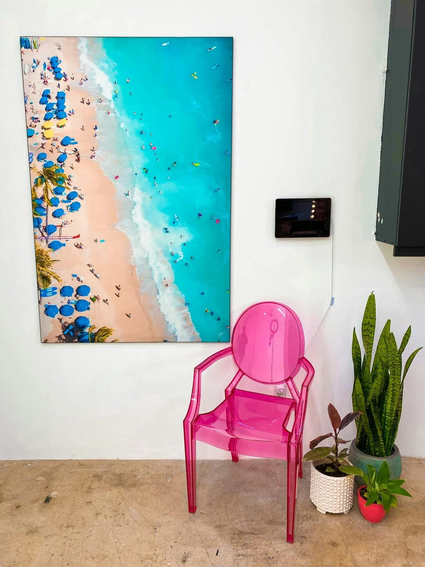 Miami Inspired Studio in Los Angeles — 4