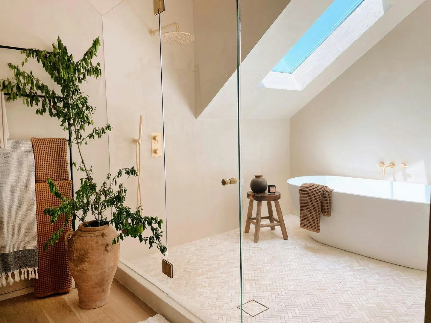 Minimal Mediterranean Japandi Inspired Craftsman Home