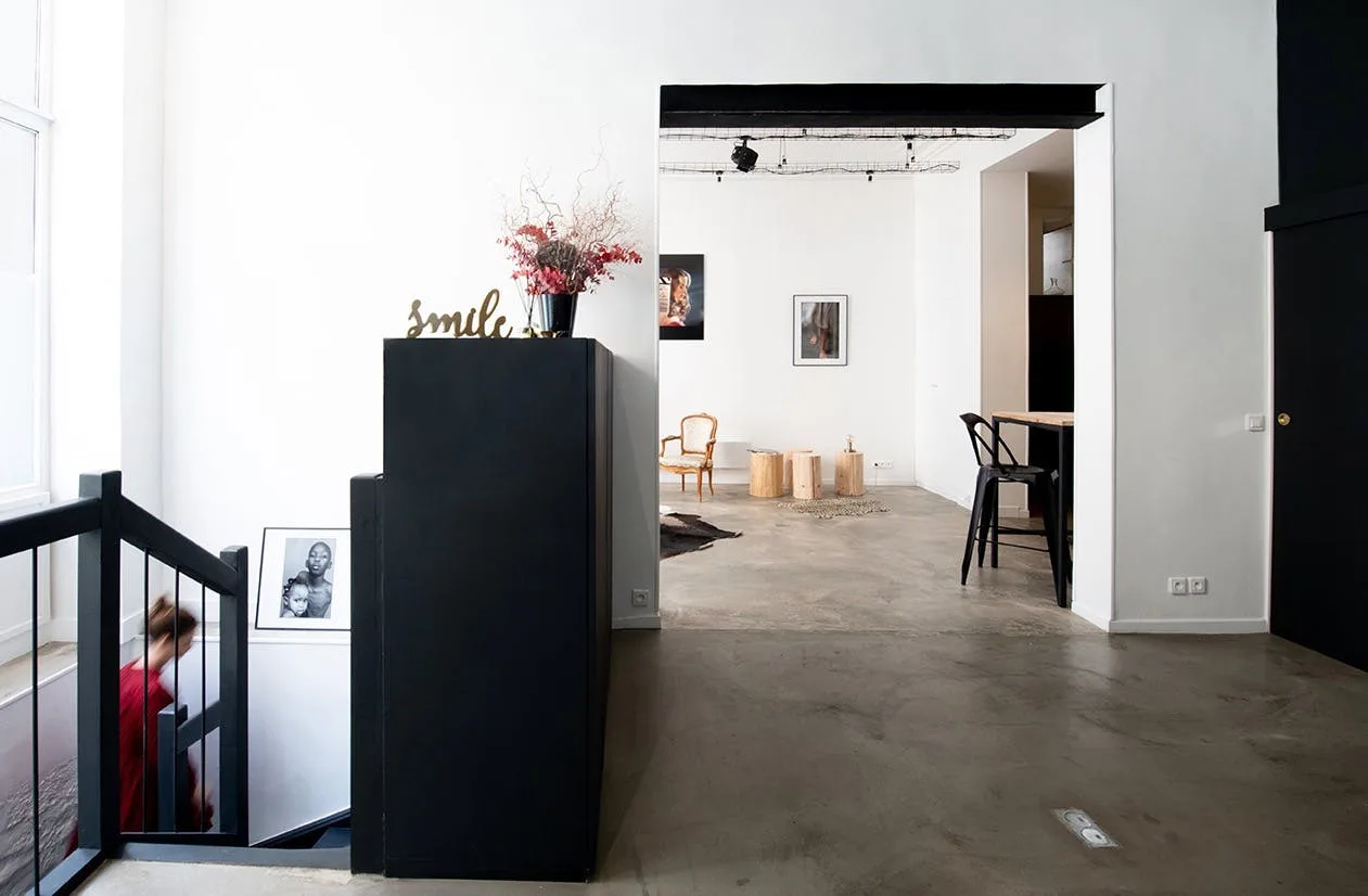 Minimalist Photo Studio on Rue Saint-Maur in Paris — 5