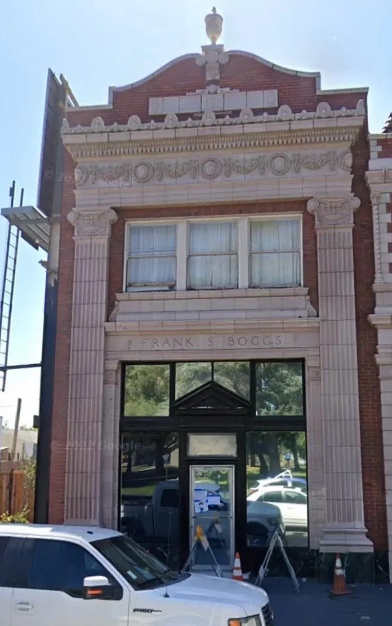 Mixed-Use Loft Space at 925 N El Dorado St, Stockton