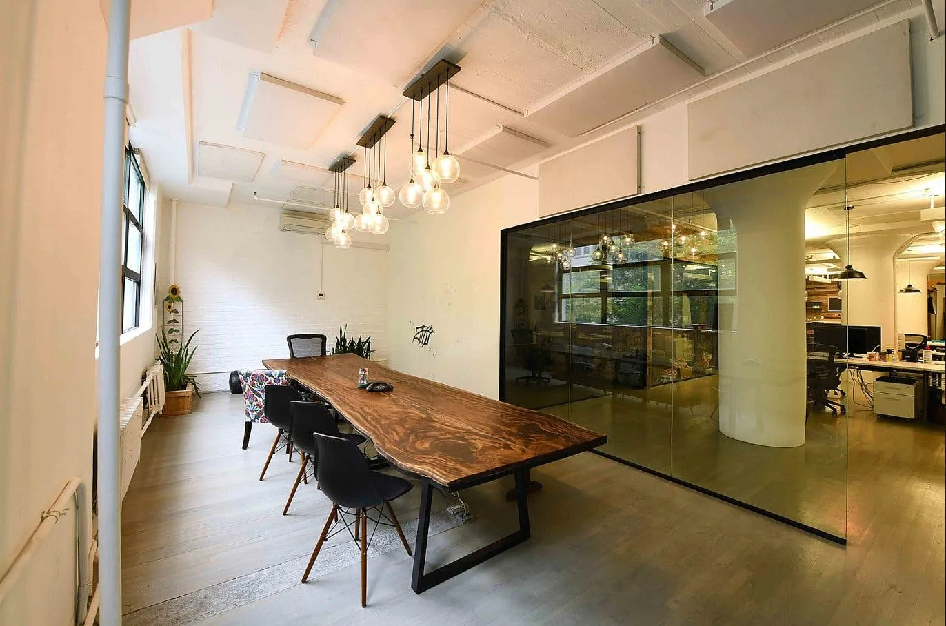 Modern 3,500 sq ft Creative Office in Hudson Square