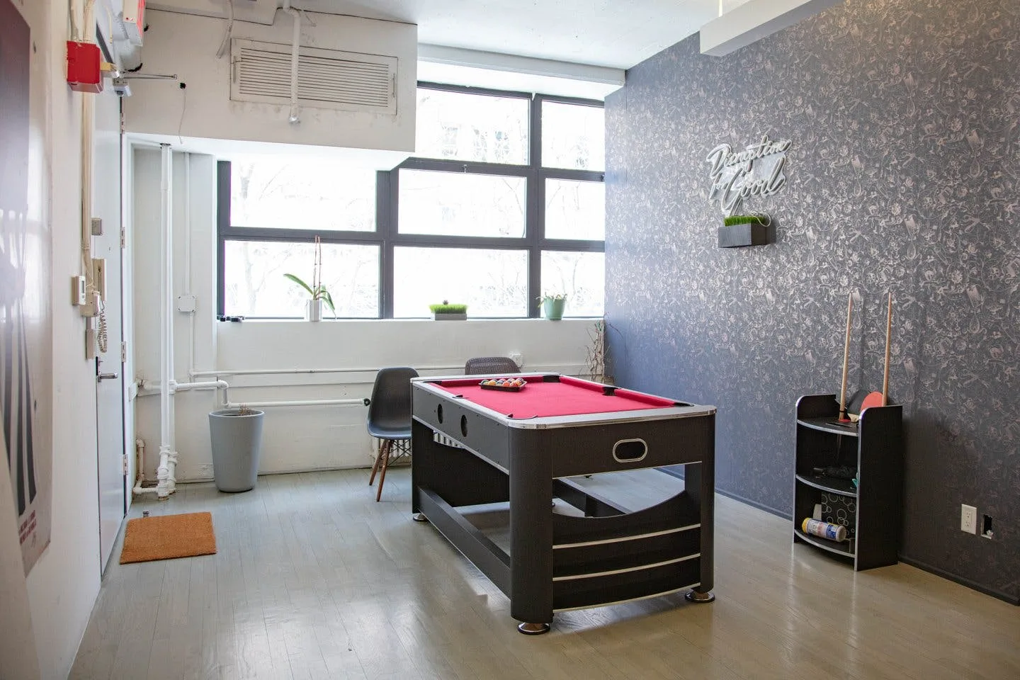 Modern 3,500 sq ft Creative Office in Hudson Square — 5