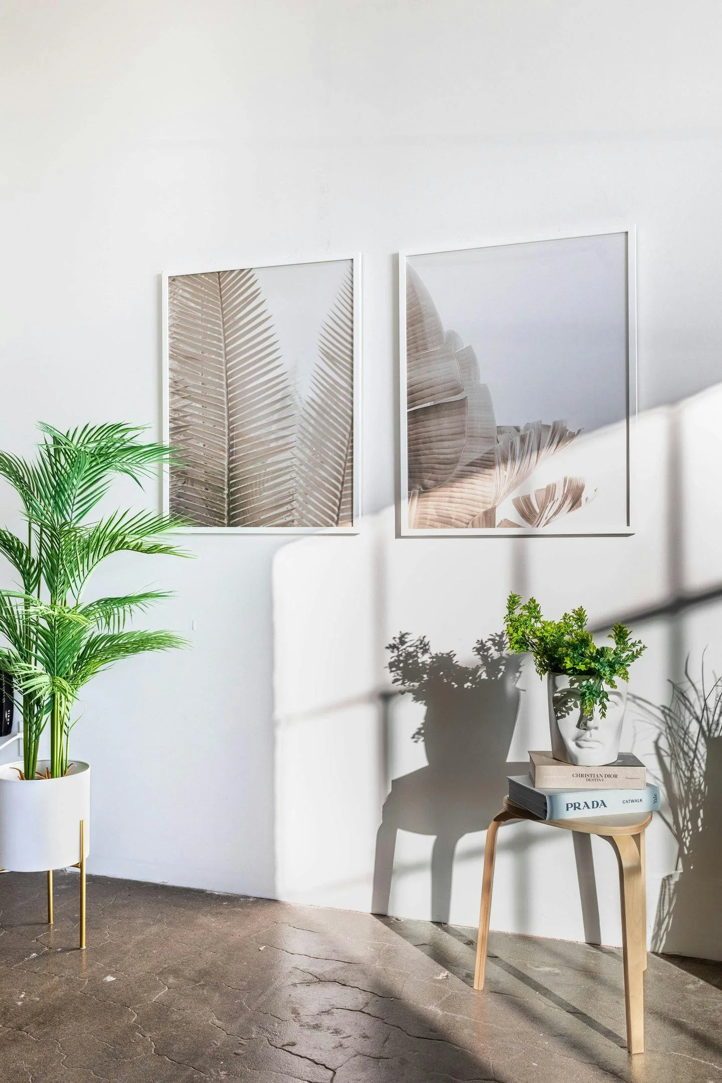Modern 750 sq ft Studio in Downtown Los Angeles Arts District — 4