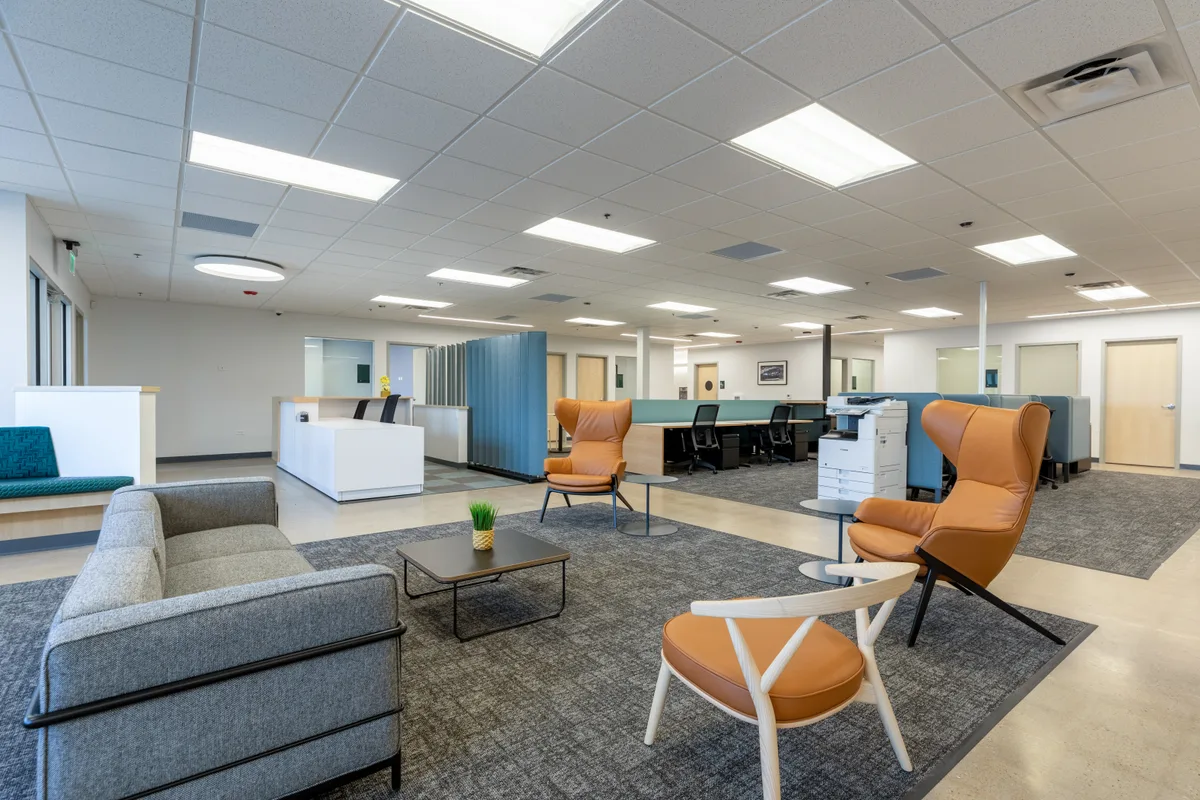 Modern All-in-One Workspace with Conference Room, 37 sqm, showroom presentation, pop-up rental in Denver