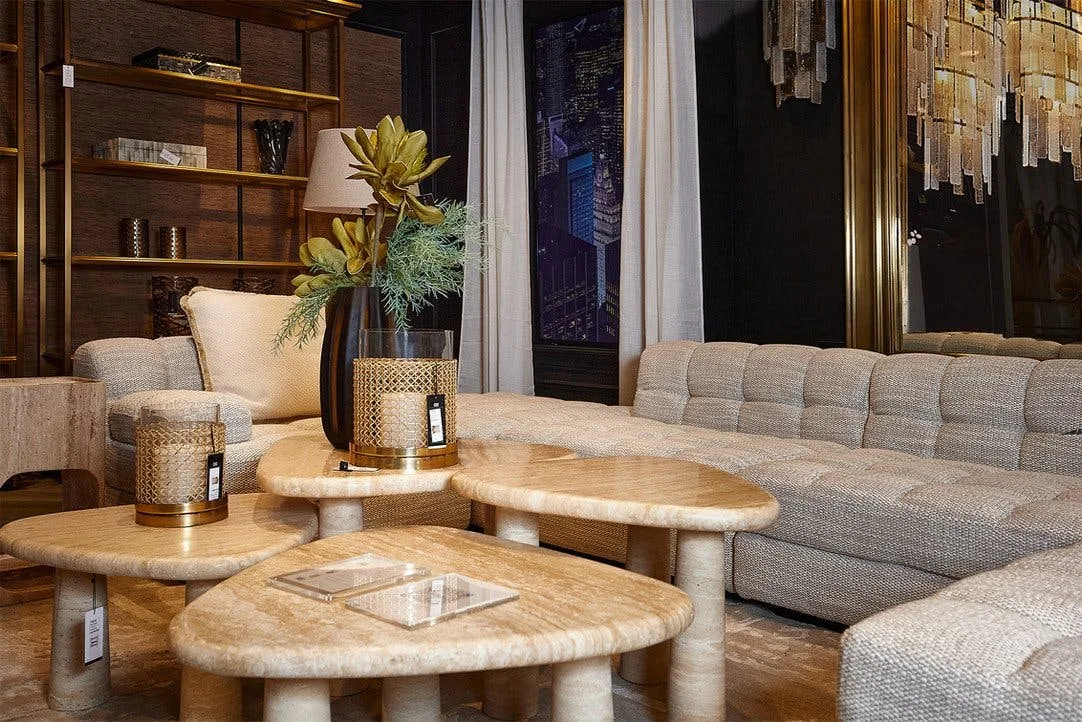 Modern Antique Showroom in Chelsea, New York — 4