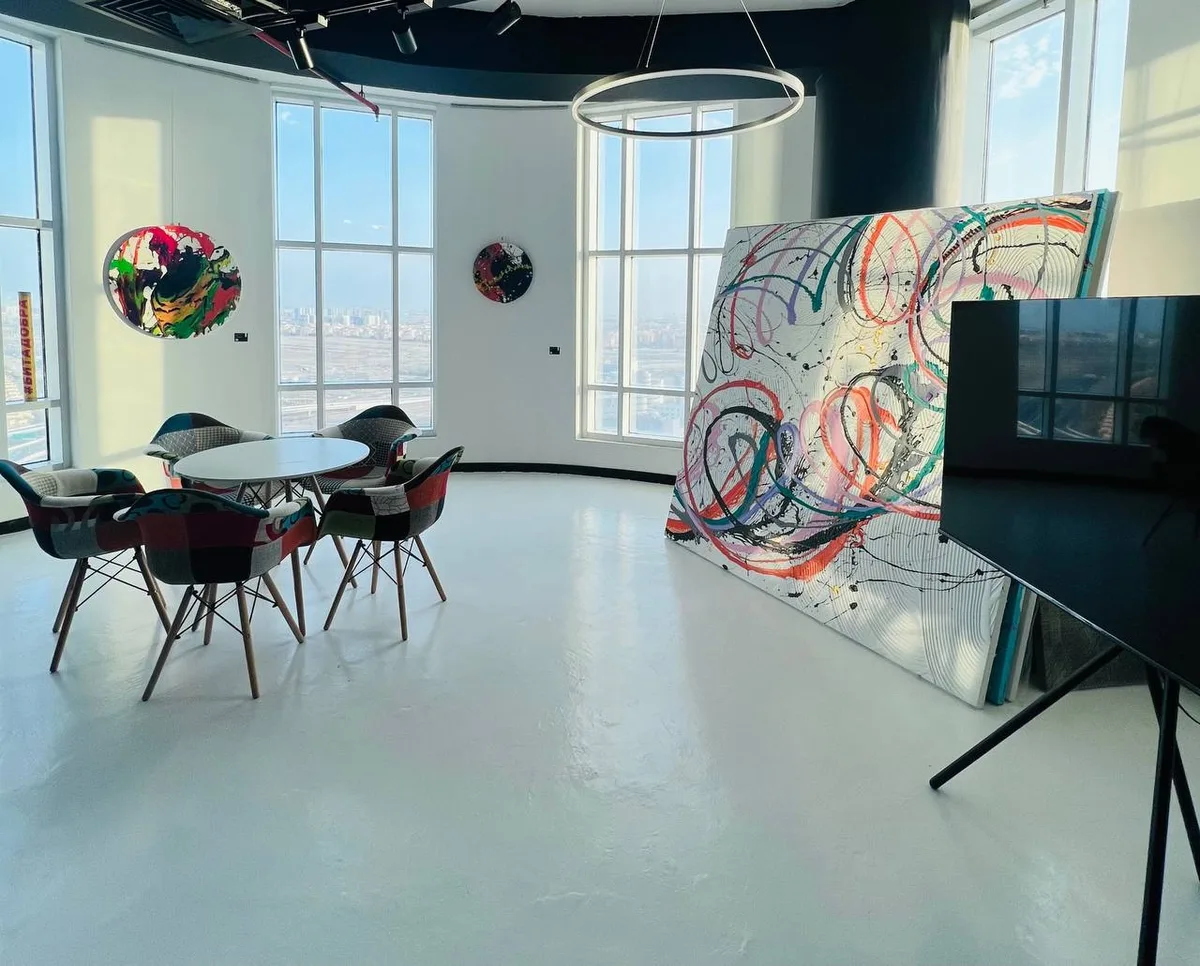 Modern Art Gallery Event Space in Dubai, 200 sqm, art exhibition, pop-up rental