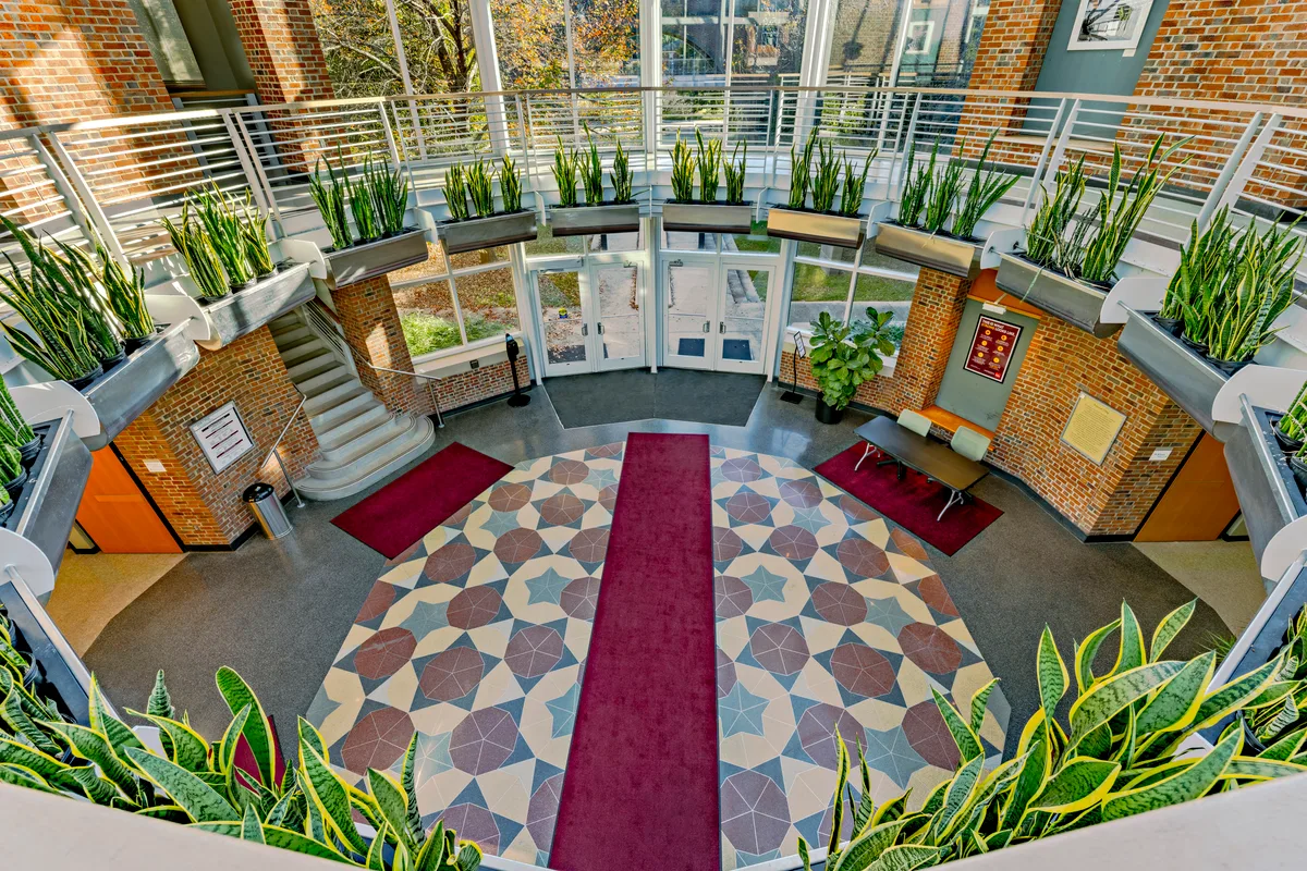 Modern Atrium for Corporate Events and Social Gatherings, 139 sqm, networking event, pop-up rental in Raleigh, third interio…