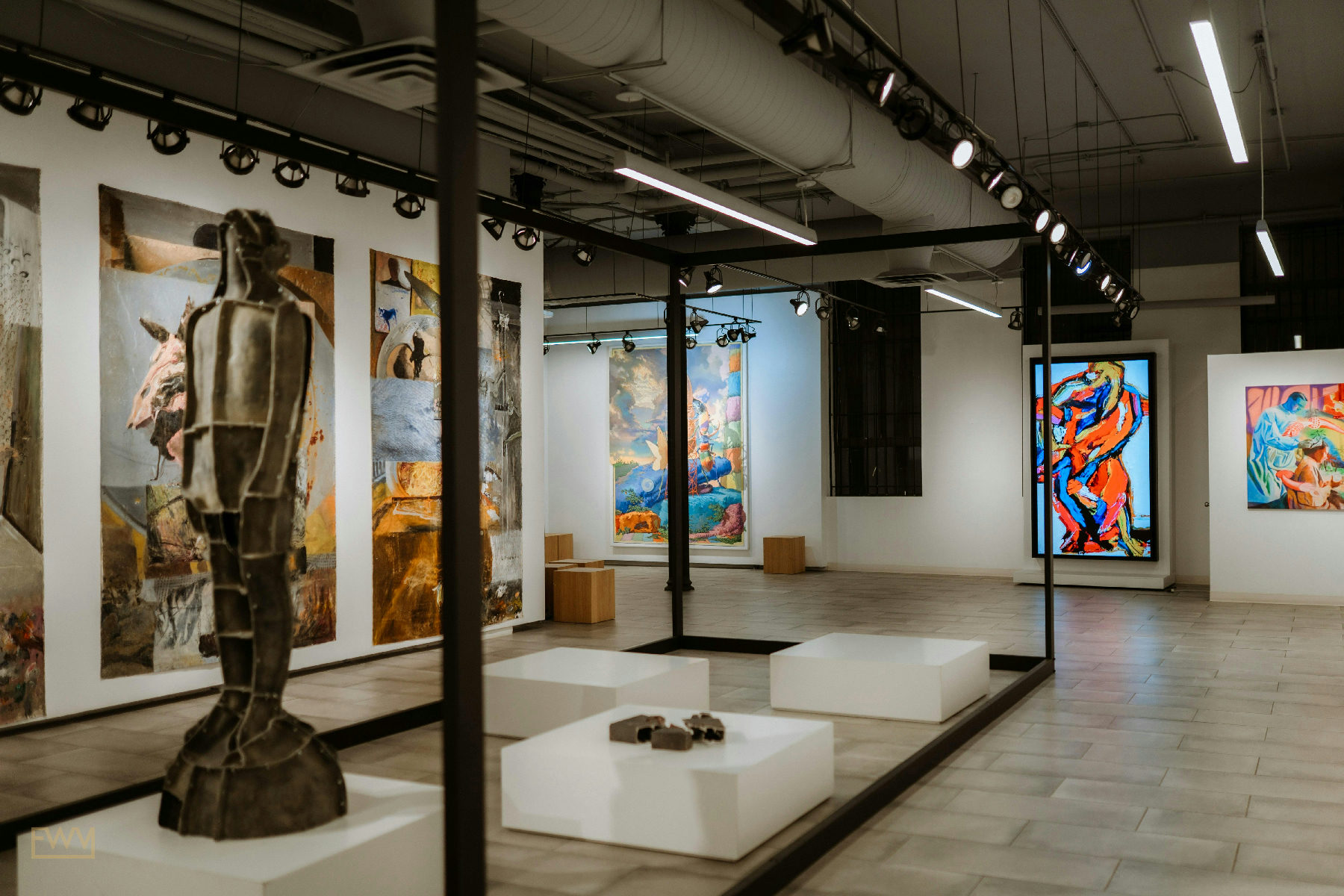 Modern Design Gallery in a Tribeca Landmark Building, 465 sqm, pop up store in New York