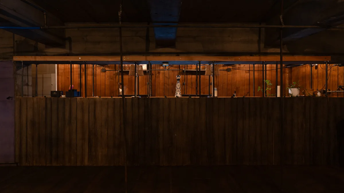 Modern Industrial Loft for Events in Seattle, 232 sqm, cocktail reception, pop-up rental, second interior view
