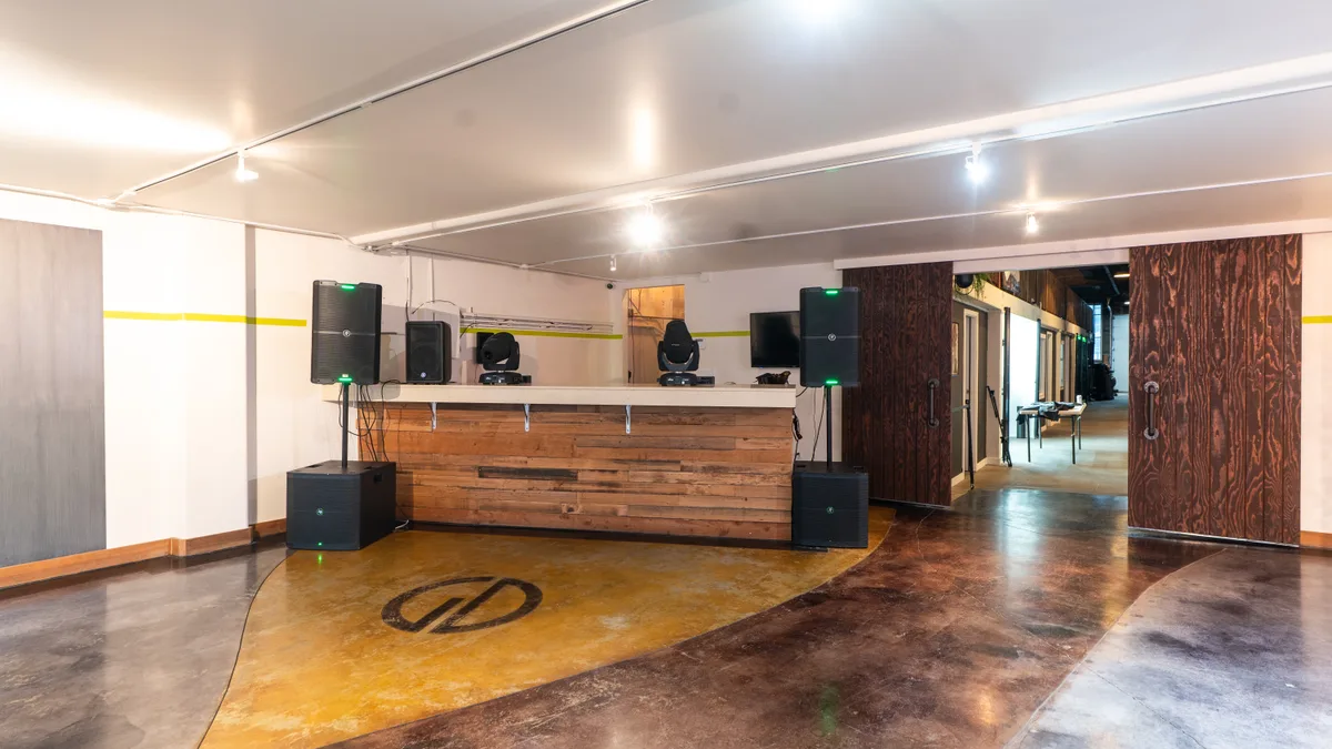 Modern Industrial Loft for Events in Seattle, 232 sqm, cocktail reception, pop-up rental, third interior view