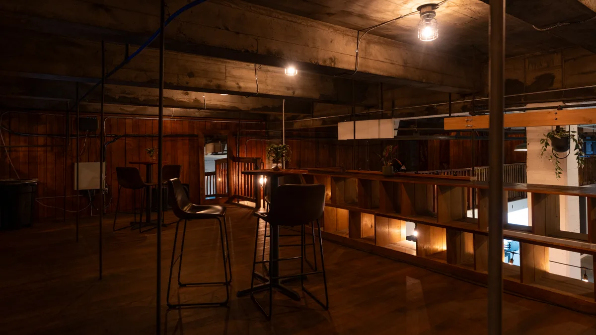 Modern Industrial Loft for Events in Seattle, 232 sqm, cocktail reception, pop-up rental, additional interior view