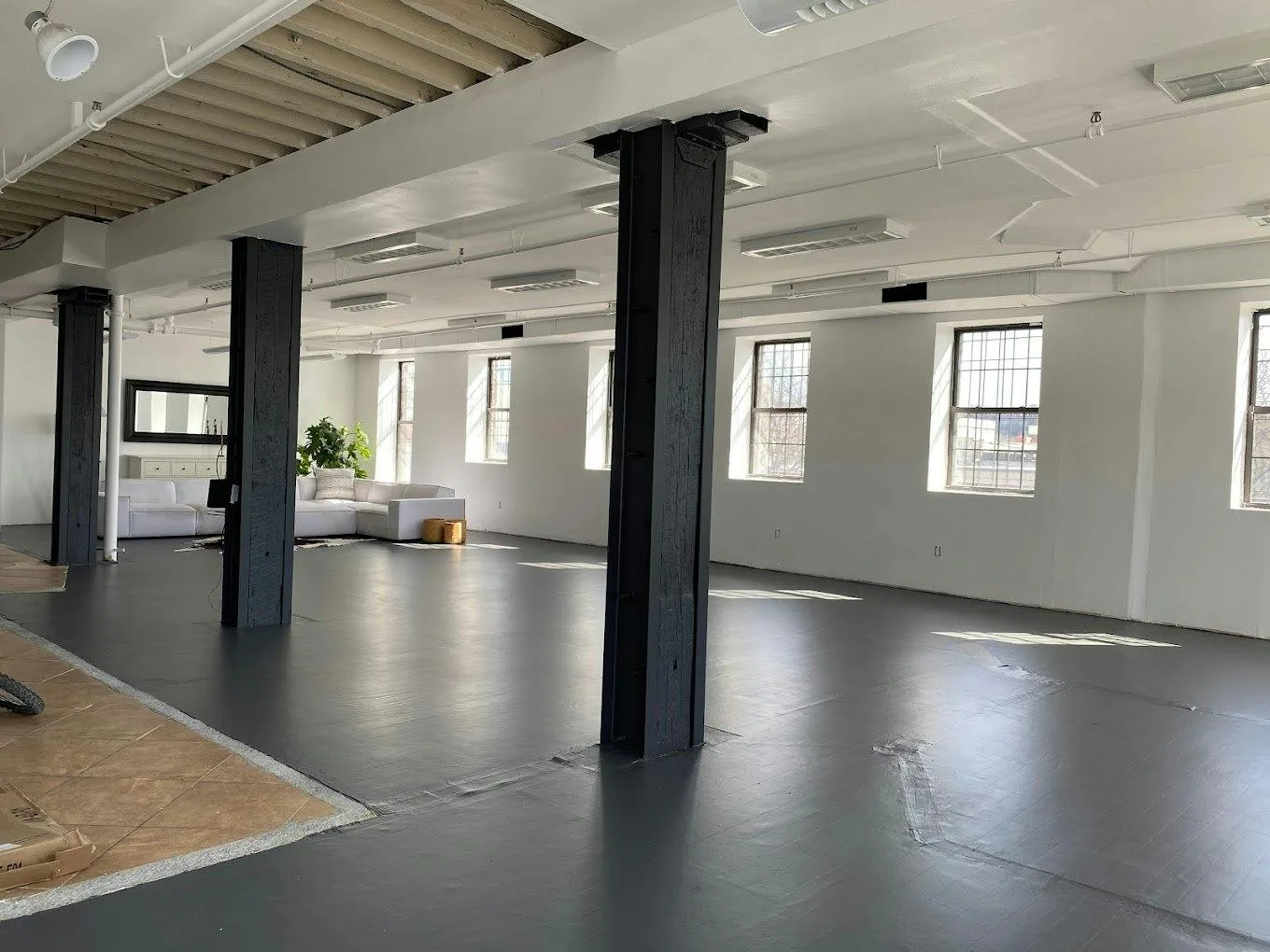 Modern Industrial Loft Space in Brooklyn, New York — 3