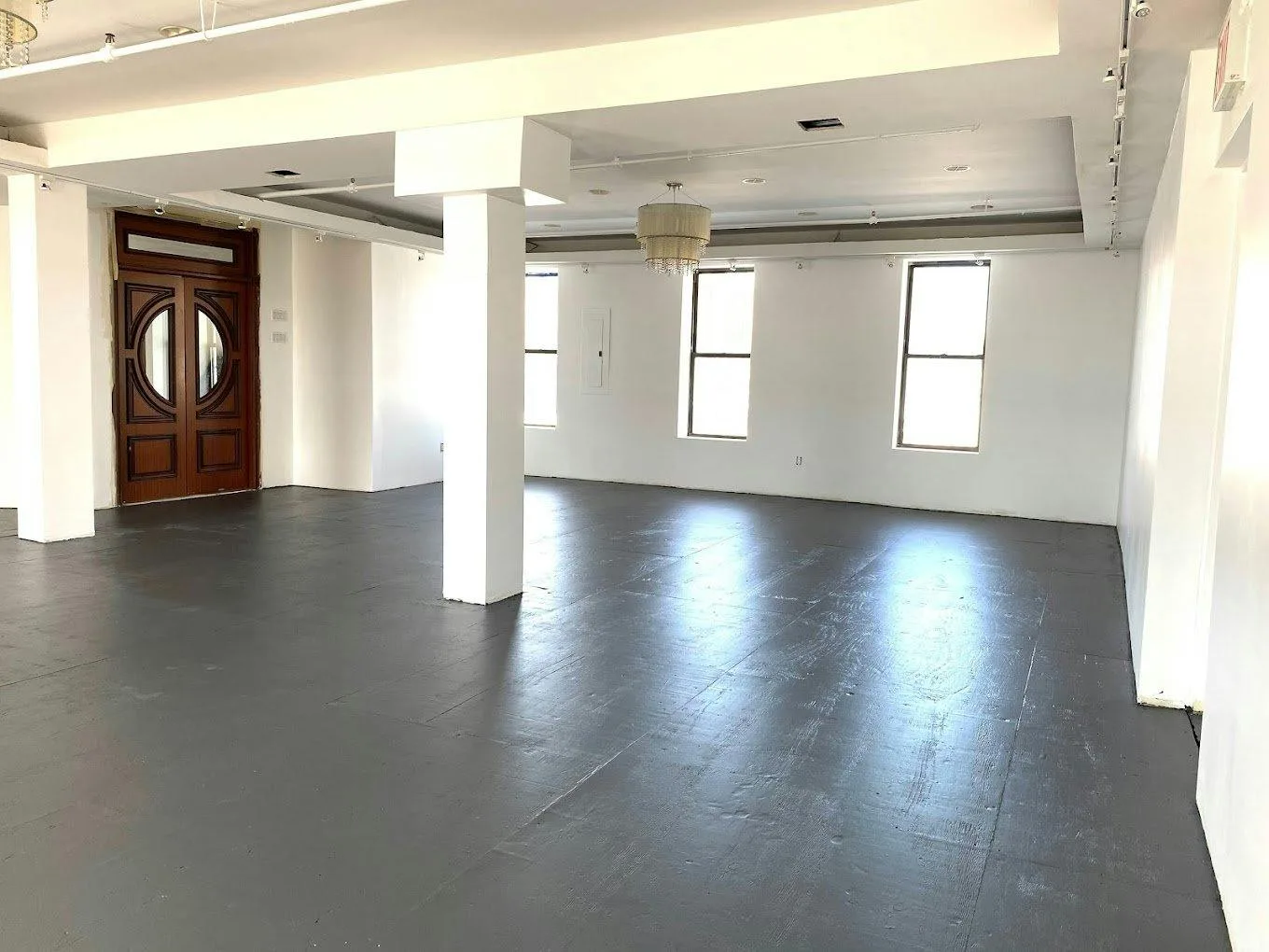 Modern Industrial Loft Space in Brooklyn, New York — 5