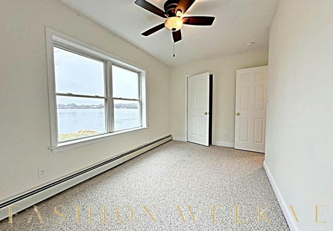 Modern Lakeside Apartment with Full Amenities, 34 sqm, art exhibition, pop-up rental in Mill Spring, third interior view
