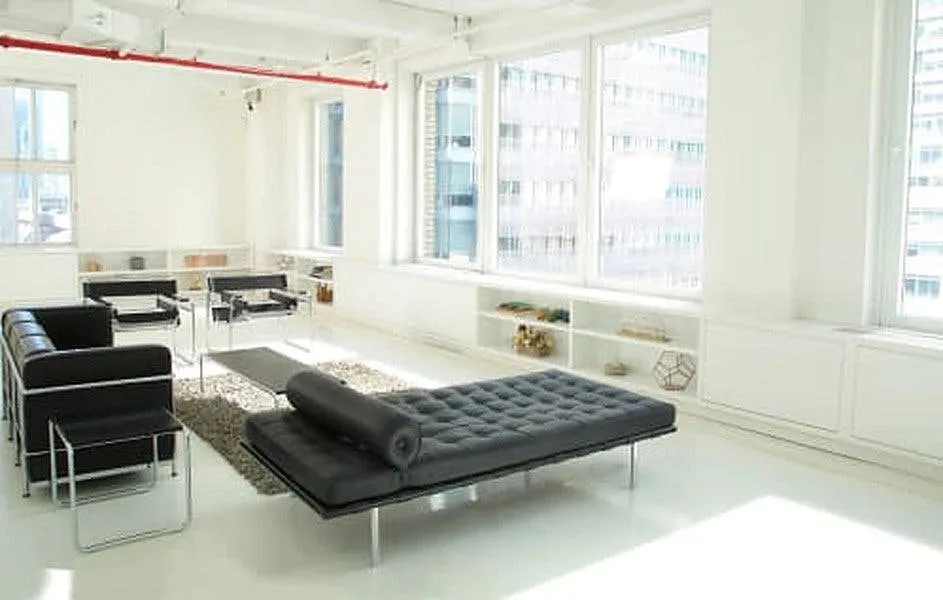 Modern Loft Showroom in Midtown Manhattan — 2