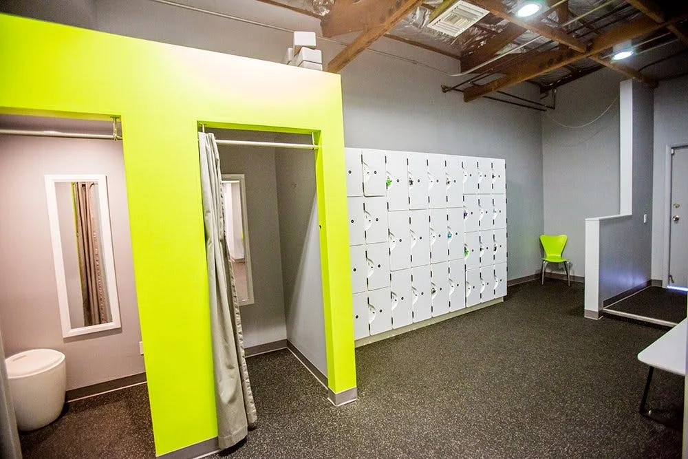 Modern Lofty Fitness Studio in Sherman Oaks — 4