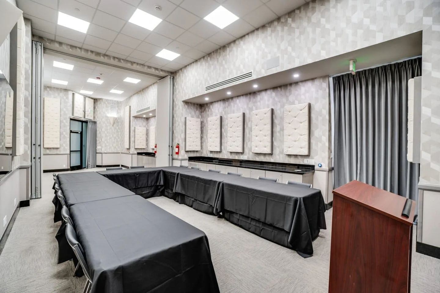 Modern Meeting and Event Space in Downtown Los Angeles — 3