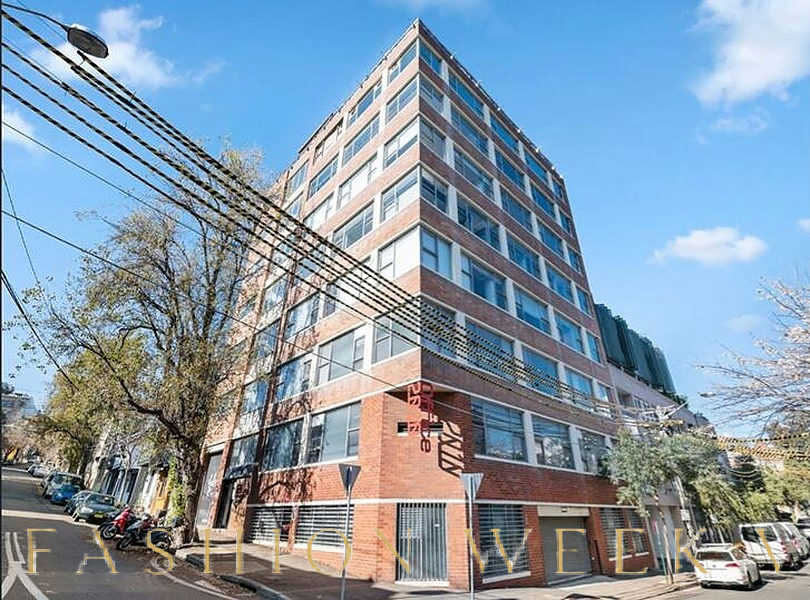 Modern Office Desks Available in Surry Hills, 275 sqm, networking event, pop-up rental, third interior view