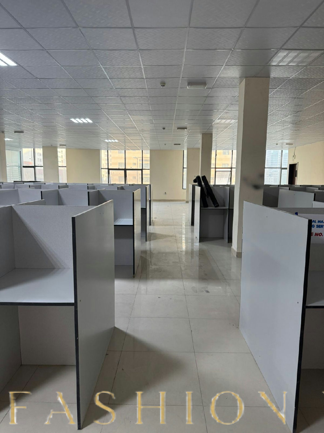 Modern Office Space with Ejari Solutions, 48 sqm, networking event, pop-up rental in Sharjah