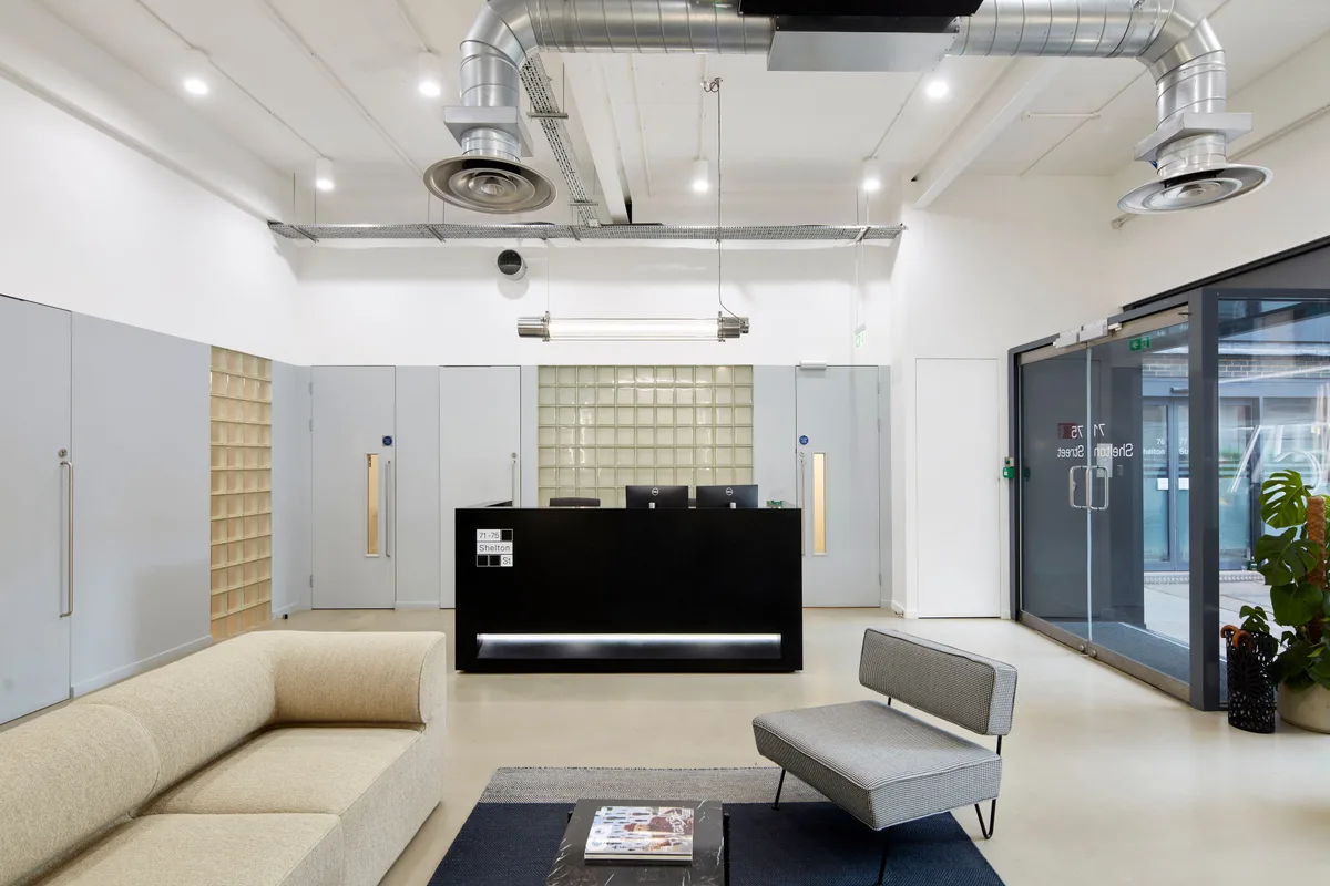 Modern Office Space with Meeting Rooms and Breakout Area, 12 sqm, corporate event, pop-up rental in Greater London, interior…