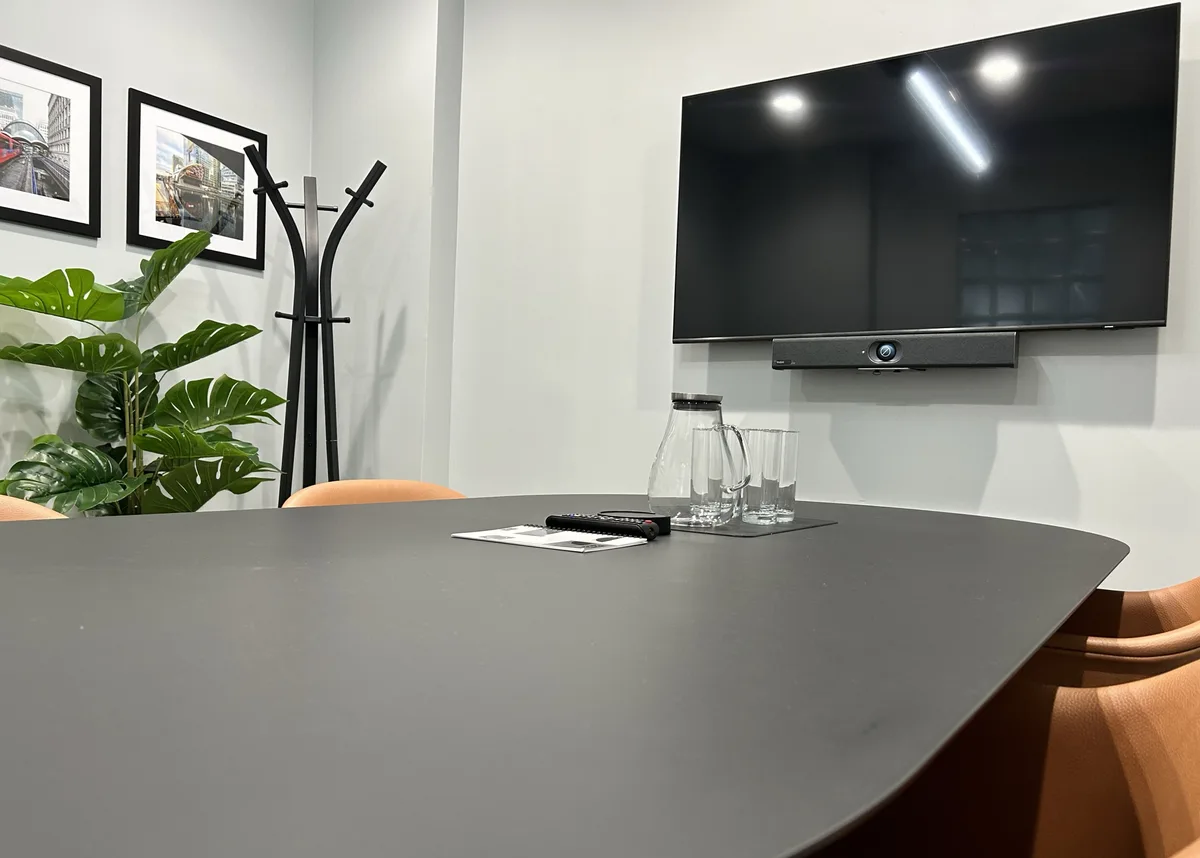 Modern Office Space with Meeting Rooms and Breakout Area, 12 sqm, corporate event, pop-up rental in Greater London, third in…