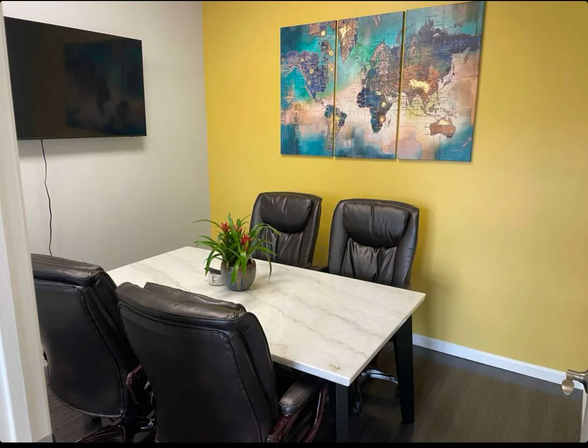 Modern Office Suite in Astoria, Queens, 112 sqm, content creation, pop-up rental, second interior view