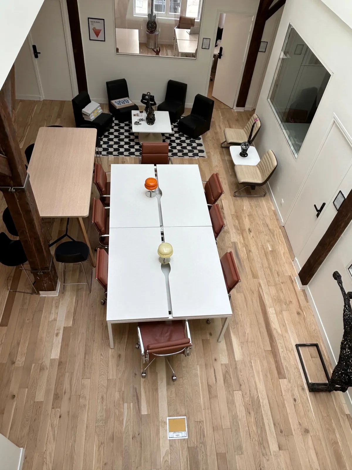 Modern Open Space Coworking Environment, 200 sqm, networking event, pop-up rental in Paris, interior view