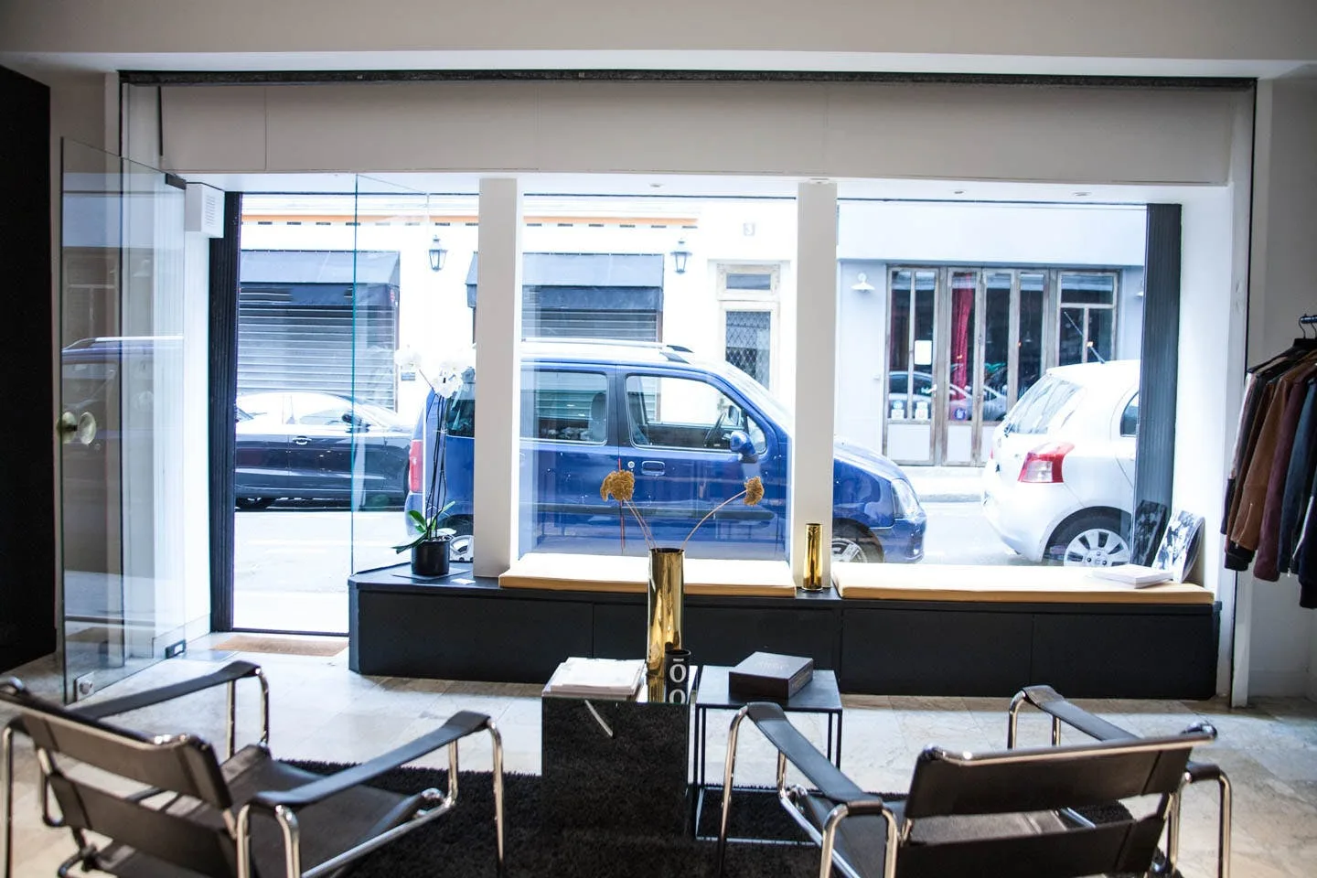 Modern Pop-Up Store on Rue Charles François Dupuis, Paris — 2